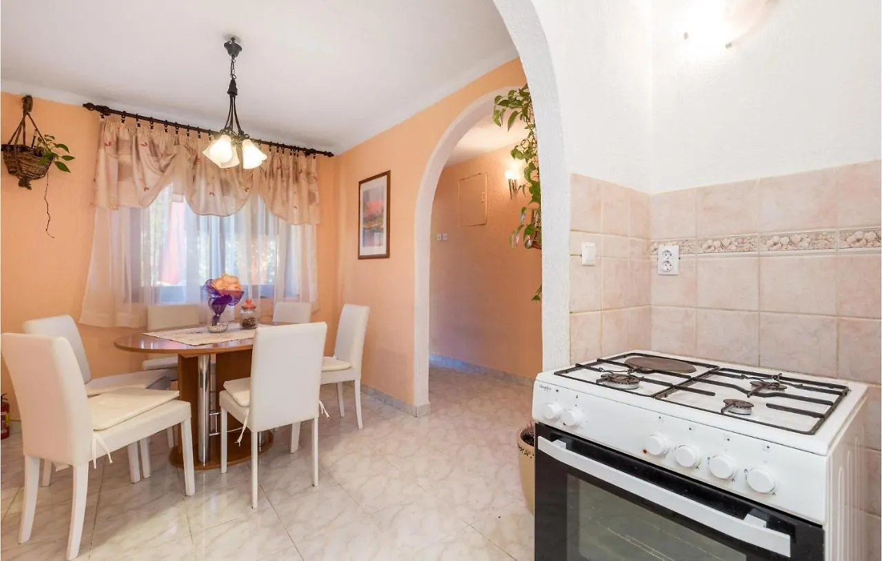 Stunning Apartment In Rijeka With Kitchen Kroatien